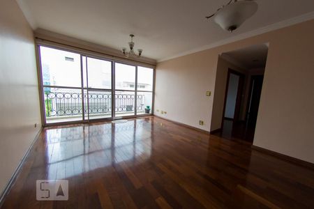 Apartamento para alugar com 124m², 3 quartos e 1 vaga Apartamento para alugar com 124m², 3 quartos e 1 vagaSala