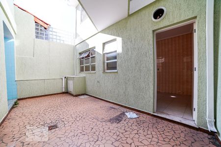 Casa para alugar com 152m², 3 quartos e sem vagaQuintal