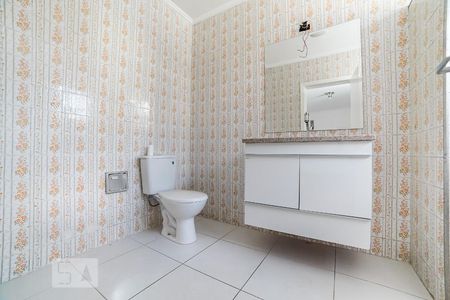 Banheiro da Suíte de casa à venda com 3 quartos, 152m² em Vila Isolina Mazzei, São Paulo