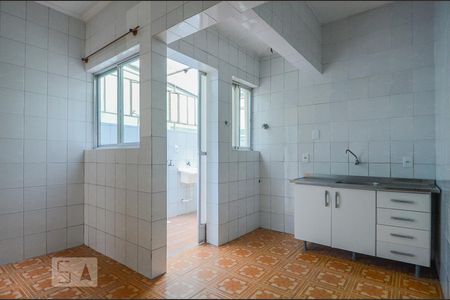 Apartamento para alugar com 87m², 3 quartos e sem vagaCozinha