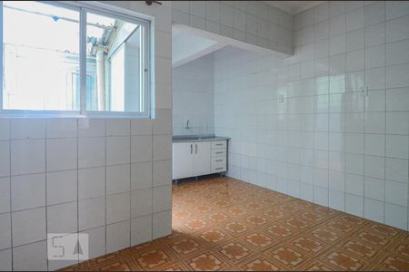 Cozinha de apartamento para alugar com 3 quartos, 87m² em Santana, Porto Alegre