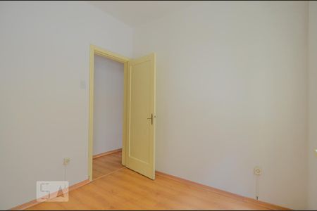 Quarto 2 de apartamento para alugar com 3 quartos, 87m² em Santana, Porto Alegre