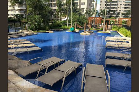 Apartamento para alugar com 78m², 2 quartos e sem vaga