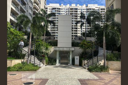 Apartamento para alugar com 78m², 2 quartos e sem vaga