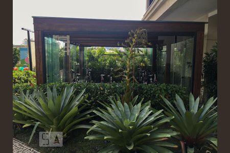 Apartamento para alugar com 78m², 2 quartos e sem vaga