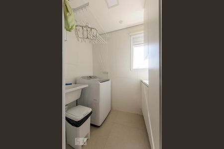 Apartamento à venda com 92m², 2 quartos e 2 vagasÁrea de Serviço