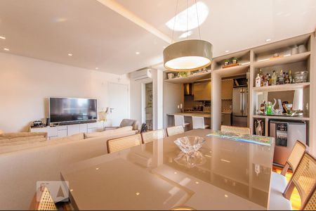 Sala de apartamento à venda com 2 quartos, 92m² em Cambuí, Campinas