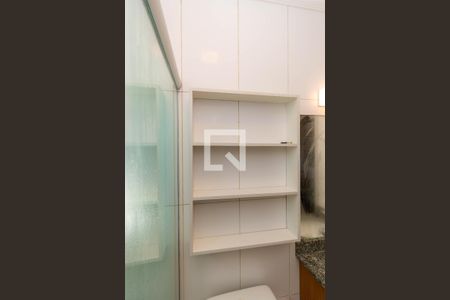 Apartamento para alugar com 75m², 2 quartos e 1 vaga Apartamento para alugar com 75m², 2 quartos e 1 vagaBanheiro
