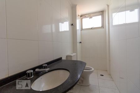 Banheiro 1  Social  de apartamento à venda com 4 quartos, 140m² em Centro, Osasco