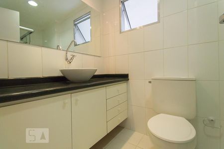 Apartamento para alugar com 70m², 3 quartos e 1 vagaBanheiro 