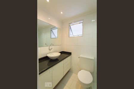 Apartamento para alugar com 70m², 3 quartos e 1 vagaBanheiro 