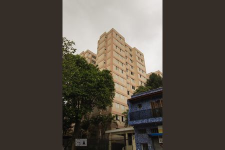 Apartamento para alugar com 70m², 3 quartos e 1 vagaFachada 