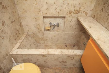 Apartamento à venda com 210m², 4 quartos e 2 vagasBanheiro da Suíte 3