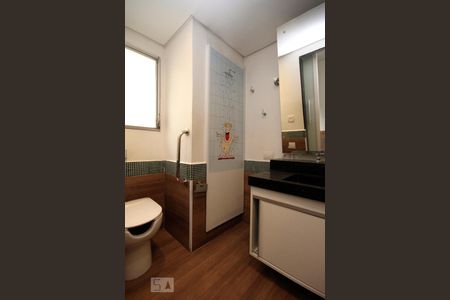 Apartamento à venda com 210m², 4 quartos e 2 vagasBanheiro da Suíte 1