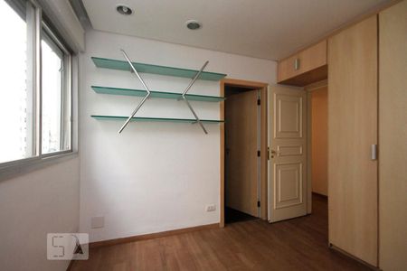 Apartamento à venda com 210m², 4 quartos e 2 vagasSuíte 2