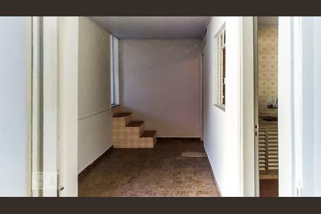 Corredor Interno de casa para alugar com 3 quartos, 115m² em Vila Medeiros, São Paulo