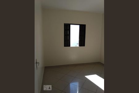 Quarto 2 de casa para alugar com 2 quartos, 100m² em Vila Gustavo, São Paulo