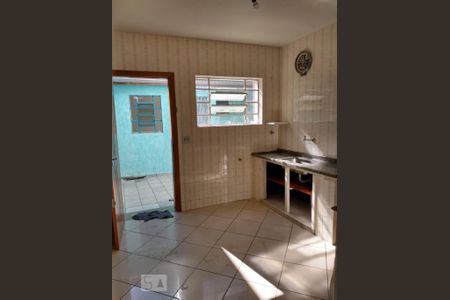 Cozinha de casa para alugar com 2 quartos, 100m² em Vila Gustavo, São Paulo