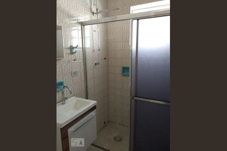 Banheiro de casa para alugar com 2 quartos, 100m² em Vila Gustavo, São Paulo
