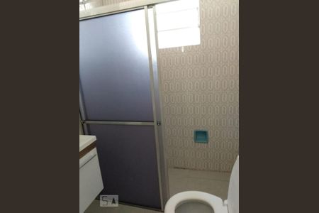 Banheiro de casa para alugar com 2 quartos, 100m² em Vila Gustavo, São Paulo