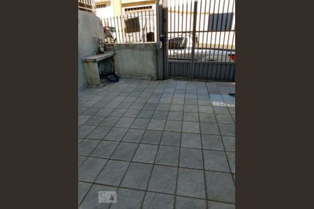 Garagem de casa para alugar com 2 quartos, 100m² em Vila Gustavo, São Paulo