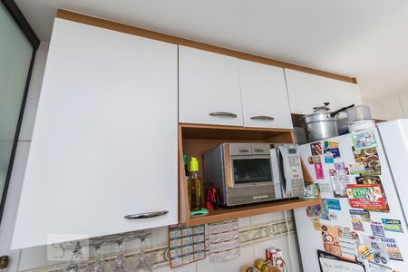 Apartamento à venda com 60m², 2 quartos e sem vaga Apartamento à venda com 60m², 2 quartos e sem vagaCozinha - Armários