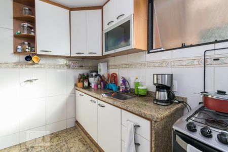 Apartamento à venda com 60m², 2 quartos e sem vaga Apartamento à venda com 60m², 2 quartos e sem vagaCozinha