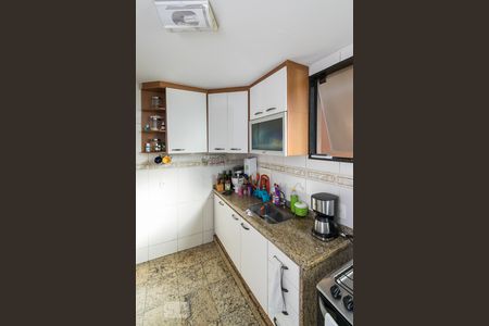 Apartamento à venda com 60m², 2 quartos e sem vaga Apartamento à venda com 60m², 2 quartos e sem vagaCozinha