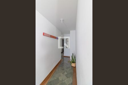 Apartamento à venda com 205m², 4 quartos e 2 vagasCorredor