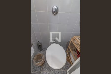 Apartamento à venda com 205m², 4 quartos e 2 vagasSuíte - Banheiro