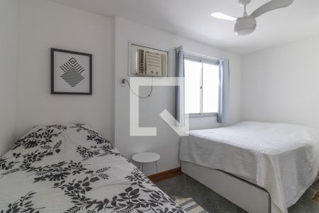 Apartamento à venda com 205m², 4 quartos e 2 vagasQuarto 2
