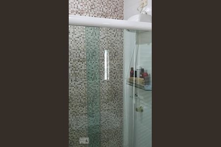 Casa à venda com 180m², 3 quartos e 3 vagasBanheiro 1