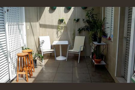 Casa à venda com 180m², 3 quartos e 3 vagasQuintal