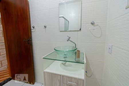 Casa de condomínio para alugar com 90m², 2 quartos e sem vaga Casa de condomínio para alugar com 90m², 2 quartos e sem vagaBanheiro