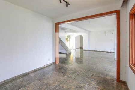 Sala de casa de condomínio à venda com 5 quartos, 486m² em Itanhangá, Rio de Janeiro