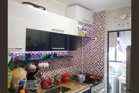 Cozinha de apartamento à venda com 3 quartos, 67m² em Vila Esperança, São Paulo