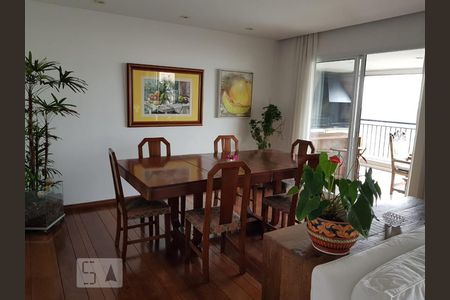 Apartamento para alugar com 250m², 3 quartos e 4 vagasSala