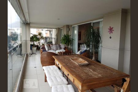 Apartamento para alugar com 250m², 3 quartos e 4 vagasVaranda da Sala