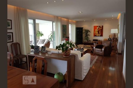 Apartamento para alugar com 250m², 3 quartos e 4 vagasSala