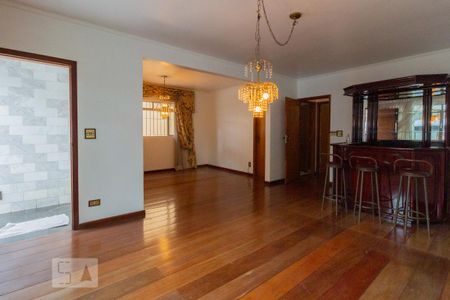 Sala de casa para alugar com 3 quartos, 230m² em Jardim Umuarama, São Paulo