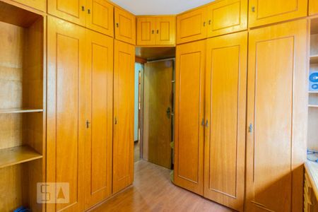 Quarto 1 de casa para alugar com 3 quartos, 230m² em Jardim Umuarama, São Paulo