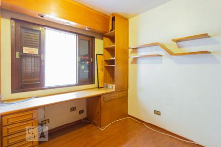 Quarto 1 de casa para alugar com 3 quartos, 230m² em Jardim Umuarama, São Paulo