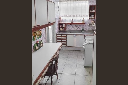 Cozinha de apartamento para alugar com 2 quartos, 90m² em Jardim Guanabara, Rio de Janeiro