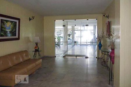Hall de Entrada de apartamento para alugar com 2 quartos, 90m² em Jardim Guanabara, Rio de Janeiro