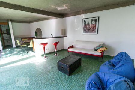 Casa à venda com 400m², 3 quartos e 4 vagas Casa à venda com 400m², 3 quartos e 4 vagasEspaço Gourmet