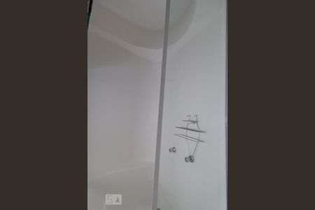 Casa à venda com 400m², 3 quartos e 4 vagas Casa à venda com 400m², 3 quartos e 4 vagasBanheiro da Suíte 1