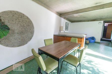 Casa à venda com 400m², 3 quartos e 4 vagas Casa à venda com 400m², 3 quartos e 4 vagasEspaço Gourmet