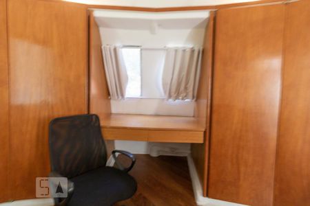 Casa à venda com 400m², 3 quartos e 4 vagas Casa à venda com 400m², 3 quartos e 4 vagasSuíte 2