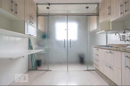 Apartamento à venda com 52m², 2 quartos e 1 vaga Apartamento à venda com 52m², 2 quartos e 1 vagaCozinha