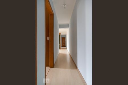 Apartamento à venda com 52m², 2 quartos e 1 vaga Apartamento à venda com 52m², 2 quartos e 1 vagaCorredor